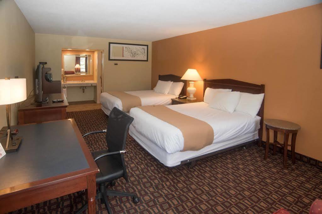 Colonnade Inn Lyndonville Eksteriør billede